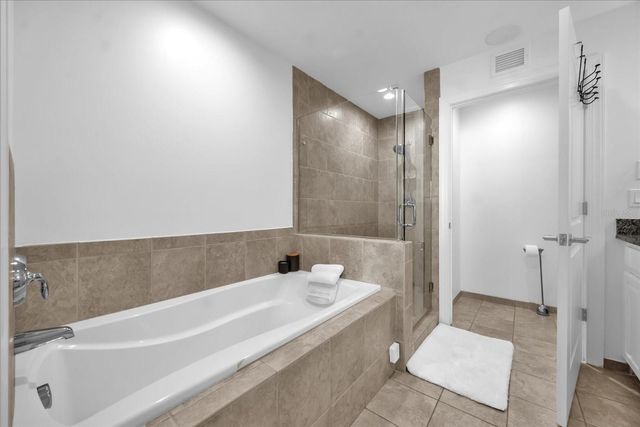 1238 E KENNEDY BOULEVARD 802, Tampa, FL 33602