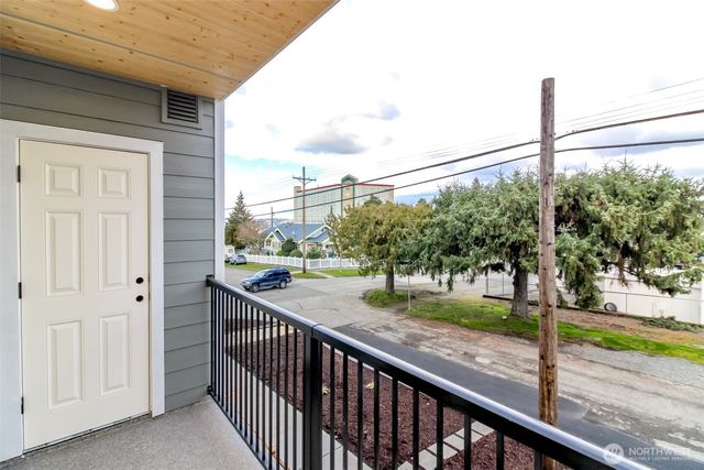 3402 S C Street, Tacoma, WA 98418
