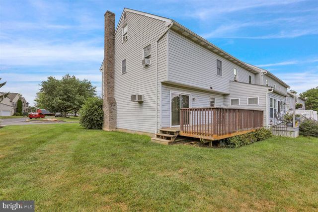 447 CAHILL CIR, Honey Brook, PA 19344