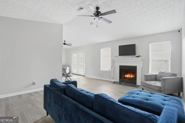 5420 Forest Downs, College Park, GA 30349