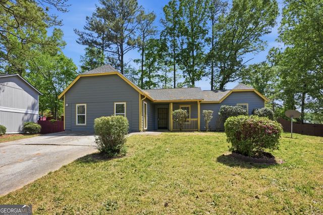 5420 Forest Downs, College Park, GA 30349