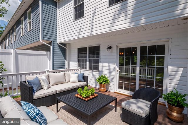37 W DUCK ST W, Front Royal, VA 22630