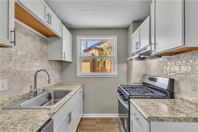 1810 E 34th Street, Lorain, OH 44055