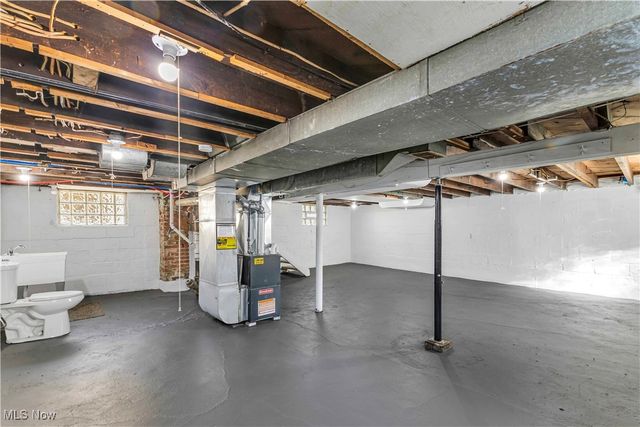 1810 E 34th Street, Lorain, OH 44055