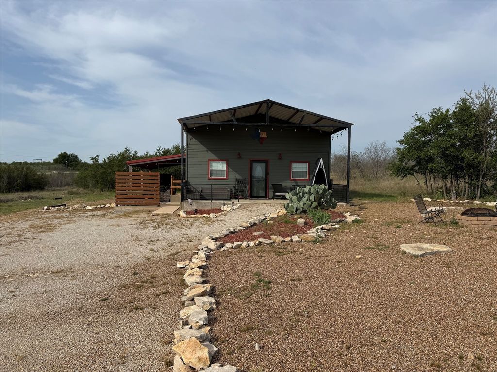 8072 Hells Gate Loop, Strawn, TX 76475