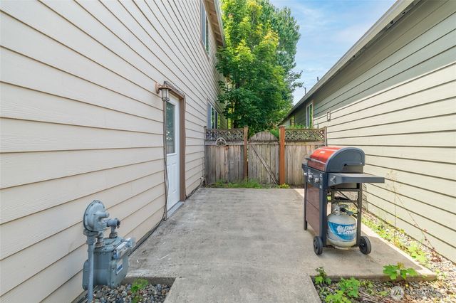 5468 Balustrade Boulevard SE, Lacey, WA 98513