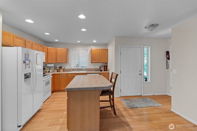 5468 Balustrade Boulevard SE, Lacey, WA 98513