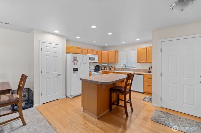 5468 Balustrade Boulevard SE, Lacey, WA 98513