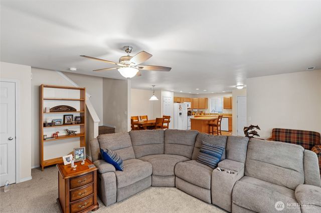 5468 Balustrade Boulevard SE, Lacey, WA 98513