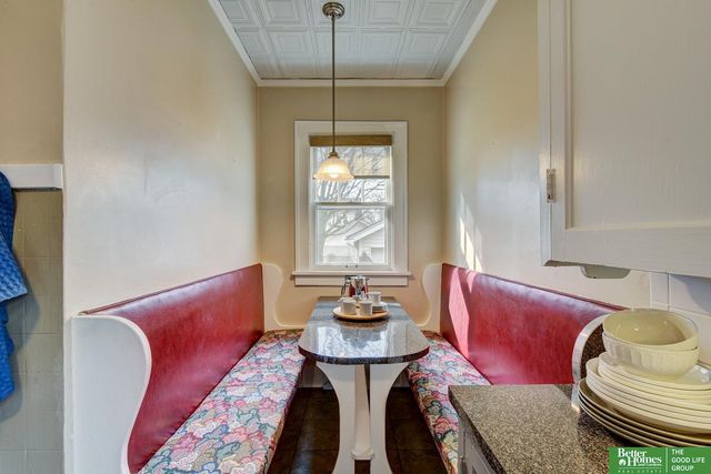 4215 Poppleton Street, Omaha, NE 68105