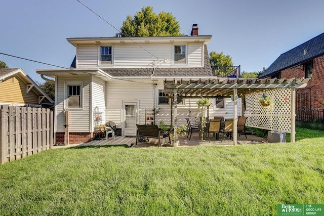 4215 Poppleton Street, Omaha, NE 68105