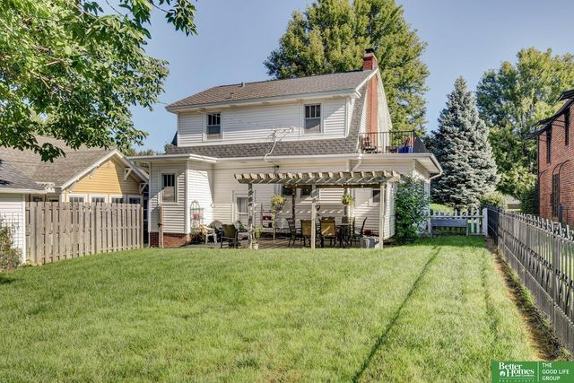 4215 Poppleton Street, Omaha, NE 68105