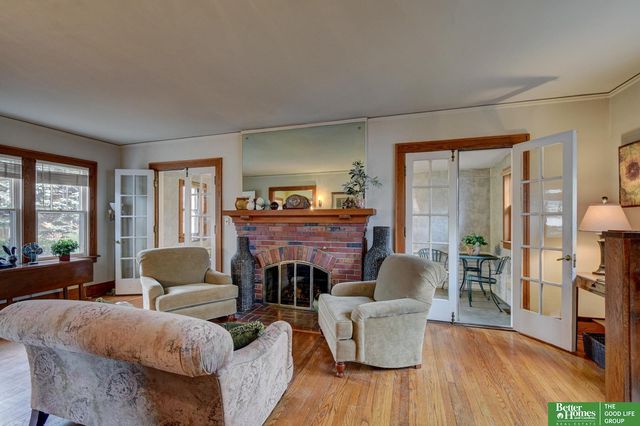 4215 Poppleton Street, Omaha, NE 68105