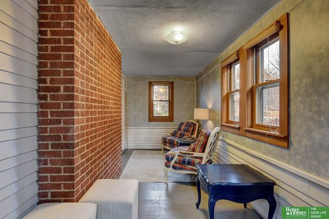 4215 Poppleton Street, Omaha, NE 68105