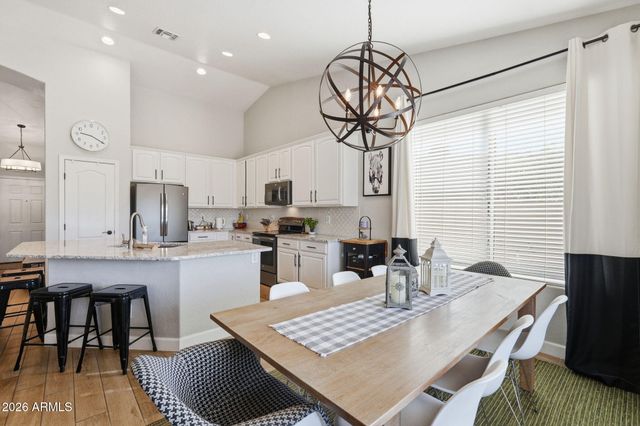 3271 E SANTA FE Lane, Gilbert, AZ 85297