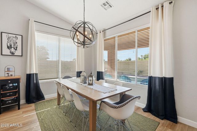 3271 E SANTA FE Lane, Gilbert, AZ 85297