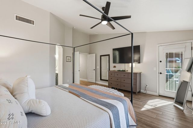 3271 E SANTA FE Lane, Gilbert, AZ 85297