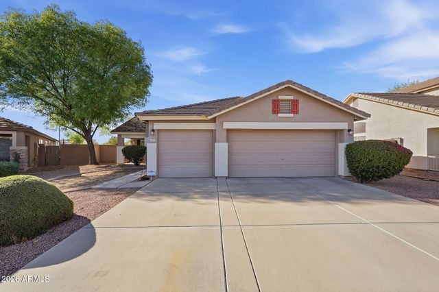 3271 E SANTA FE Lane, Gilbert, AZ 85297