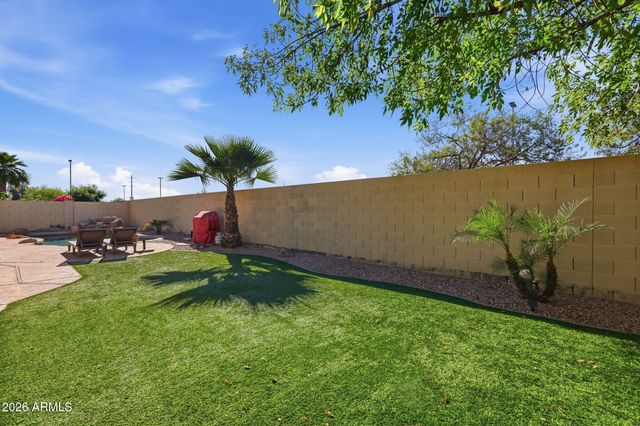 3271 E SANTA FE Lane, Gilbert, AZ 85297