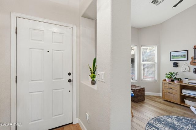 3271 E SANTA FE Lane, Gilbert, AZ 85297