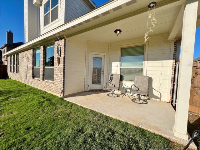 124 Independence Drive, Joshua, TX 76058