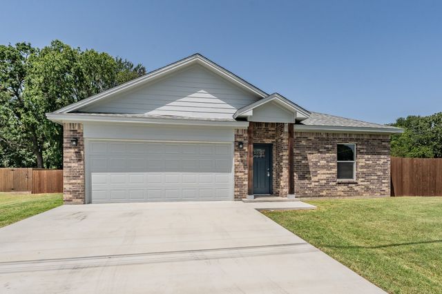 100 Round Hill Way, Runaway Bay, TX 76426