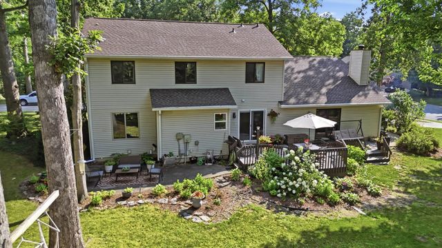 3310 Oak Borough Run, Fort Wayne, IN 46804