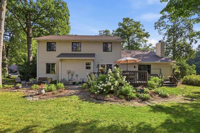 3310 Oak Borough Run, Fort Wayne, IN 46804