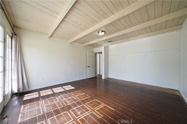 22054 Crespi Street, Woodland Hills, CA 91364