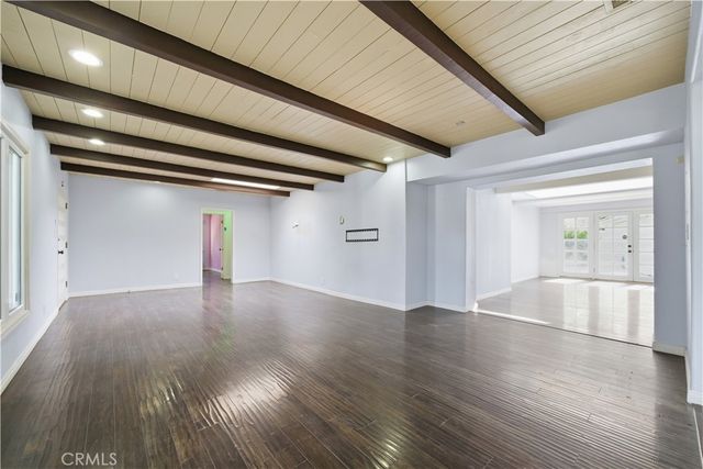 22054 Crespi Street, Woodland Hills, CA 91364