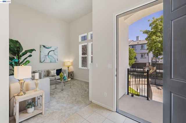 8830 Oliver Pl, Dublin, CA 94568