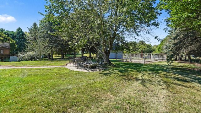 8819 Webster Hills Road, Webster Twp, MI 48130