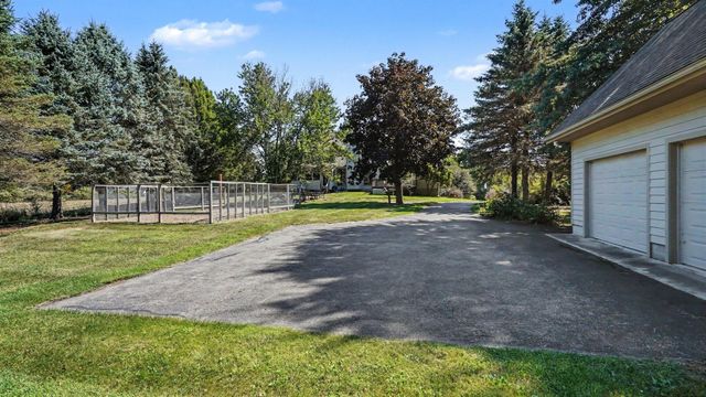 8819 Webster Hills Road, Webster Twp, MI 48130