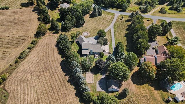8819 Webster Hills Road, Webster Twp, MI 48130