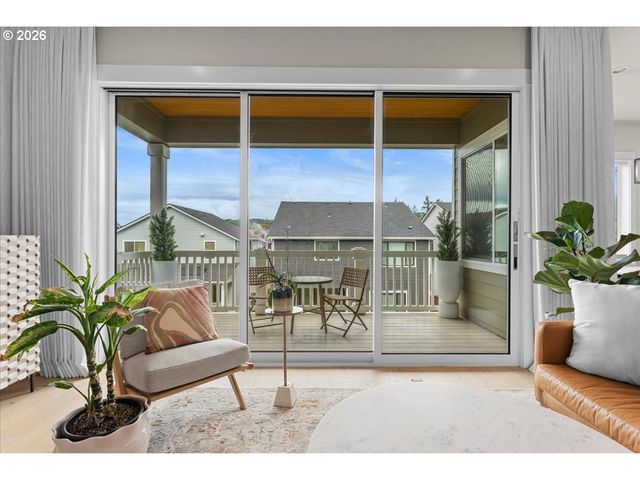 15651 Nw RIDGELINE St, Portland, OR 97229