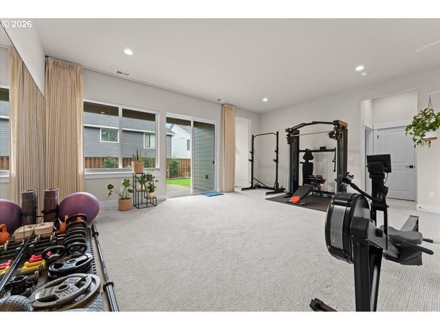 15651 Nw RIDGELINE St, Portland, OR 97229