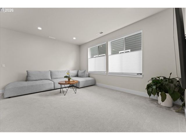 15651 Nw RIDGELINE St, Portland, OR 97229