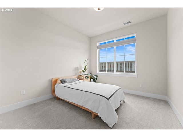 15651 Nw RIDGELINE St, Portland, OR 97229