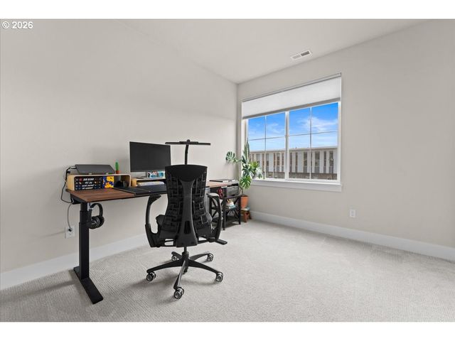 15651 Nw RIDGELINE St, Portland, OR 97229