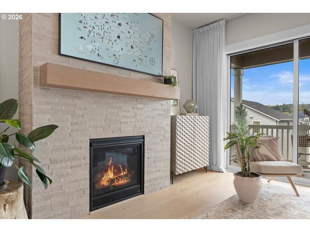 15651 Nw RIDGELINE St, Portland, OR 97229