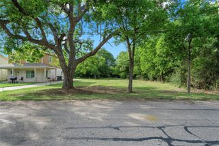 300 French Avenue, Waco, TX 76706