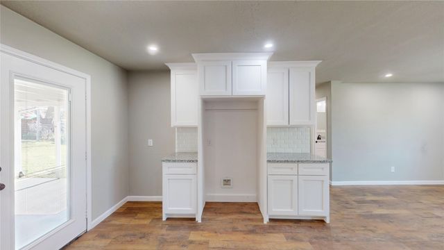 1012 Comal Avenue, White Settlement, TX 76108