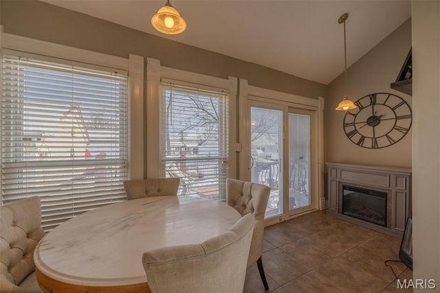 602 S State Highway 47, Warrenton, MO 63383