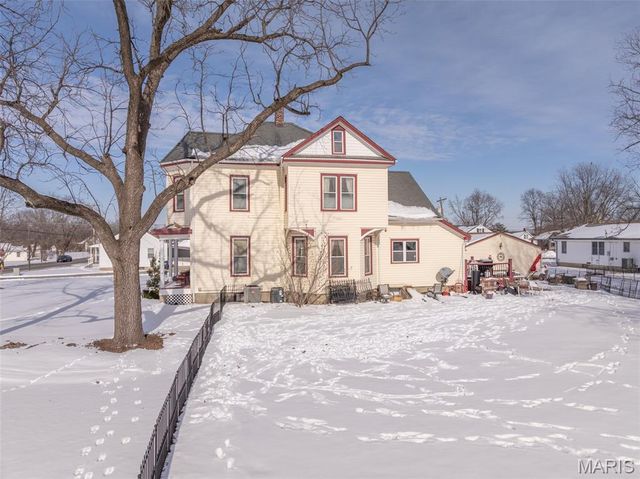 602 S State Highway 47, Warrenton, MO 63383