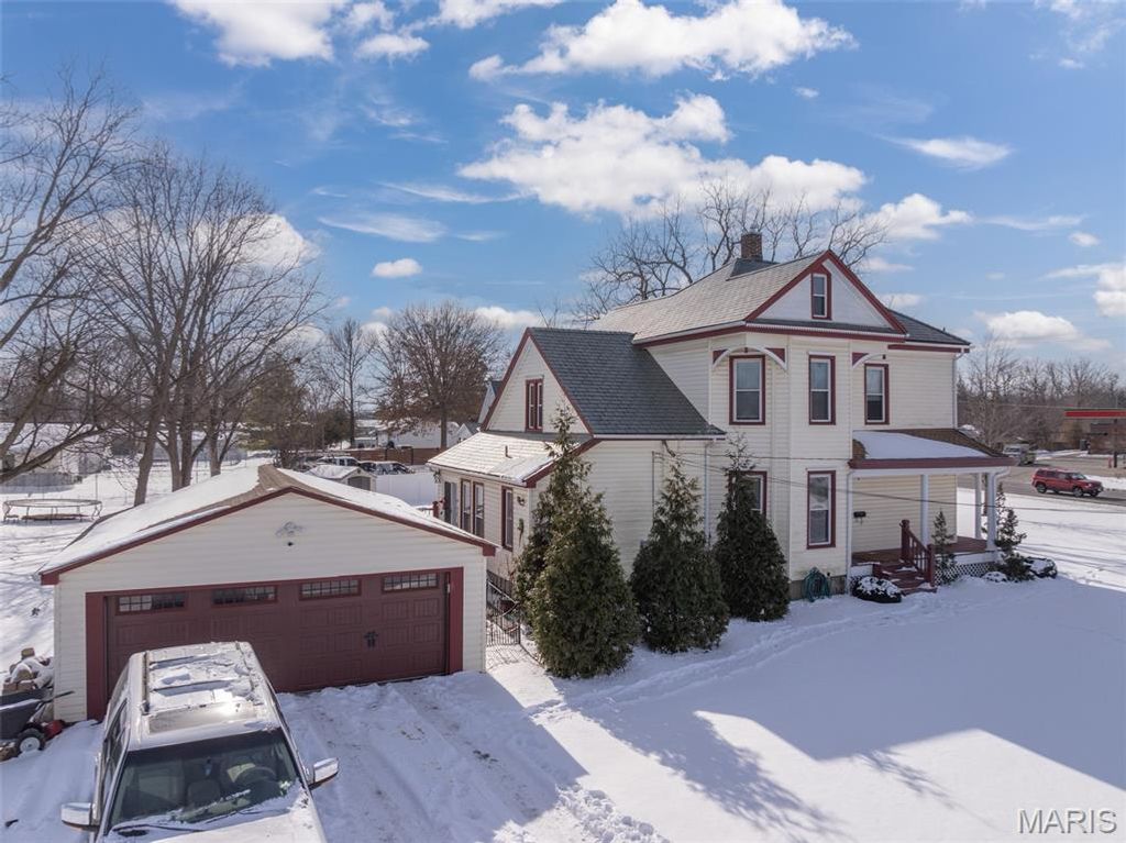 602 S State Highway 47, Warrenton, MO 63383