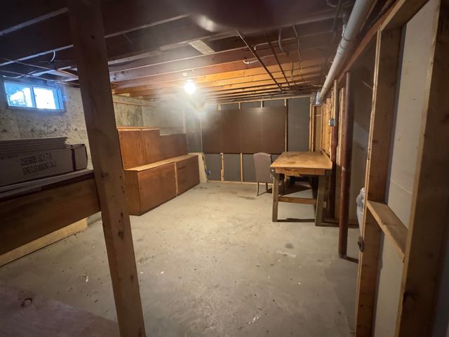 223 Taylor Drive, Windsor, VT 05089