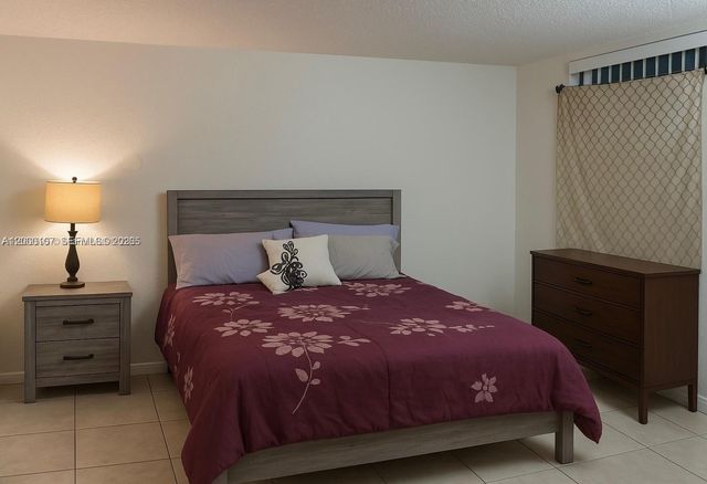 16450 NW 2nd Ave 109, Miami, FL 33169