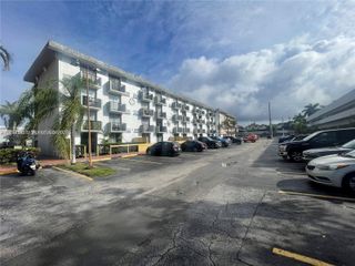 16450 NW 2nd Ave 109, Miami, FL 33169