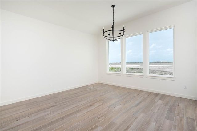 1402 Lois Chesney St, Corpus Christi, TX 78415