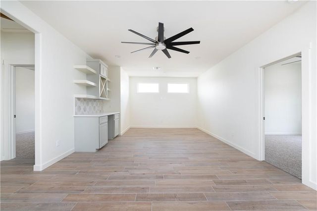 1402 Lois Chesney St, Corpus Christi, TX 78415